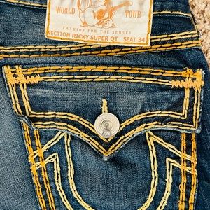 True Religion Straight jeans button flap pockets sz 34x34